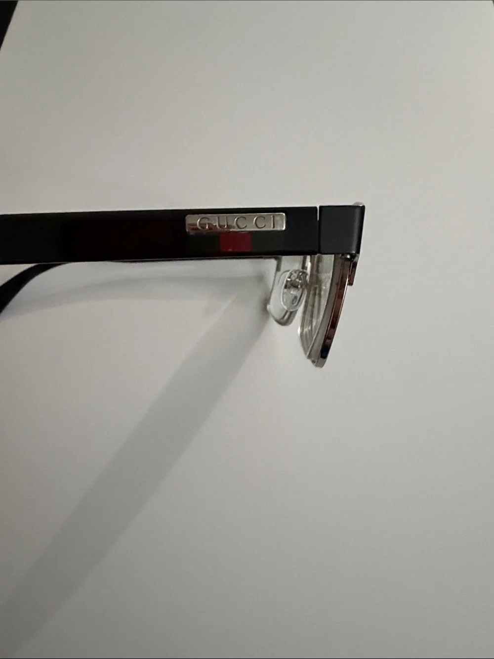 Gucci GG0750O Men’s Eyeglass Frames 56-18-150